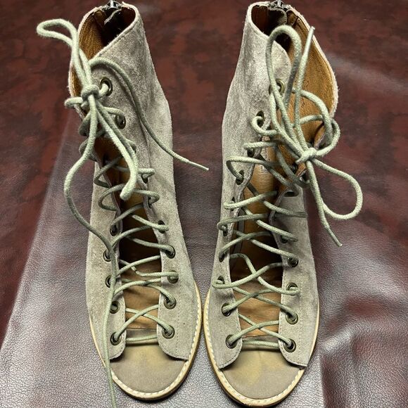 Jeffrey‎ Campbell Cora tan suede lace up open toe heels, size 9 - Picture 2 of 10